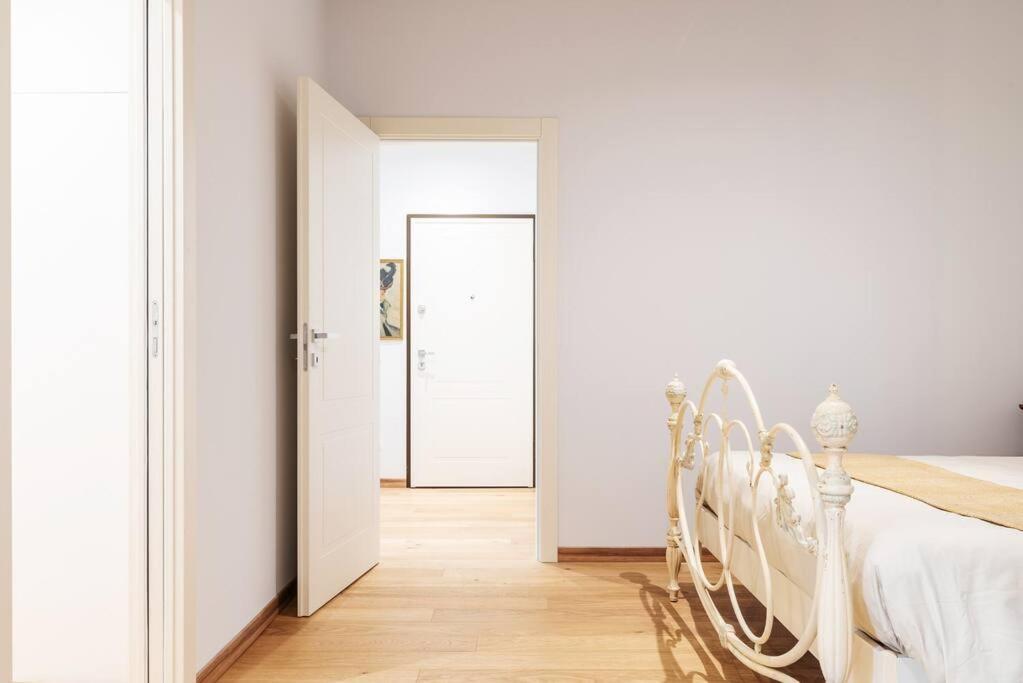 Ceradini Flexyrent A.C. - Wifi Apartment Milan Exterior photo